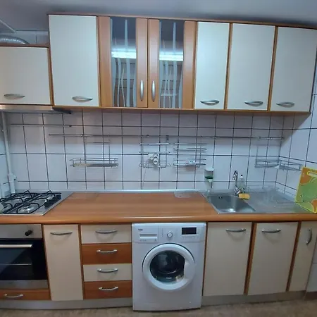 Apartament 3 Camere, Dotat Cu Toate Utilitatile Bucarest